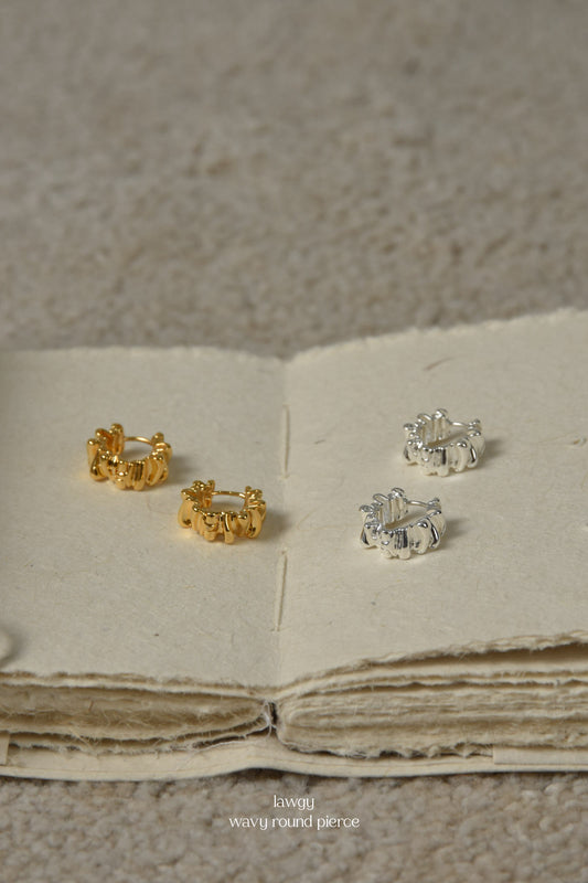 wavy round pierce