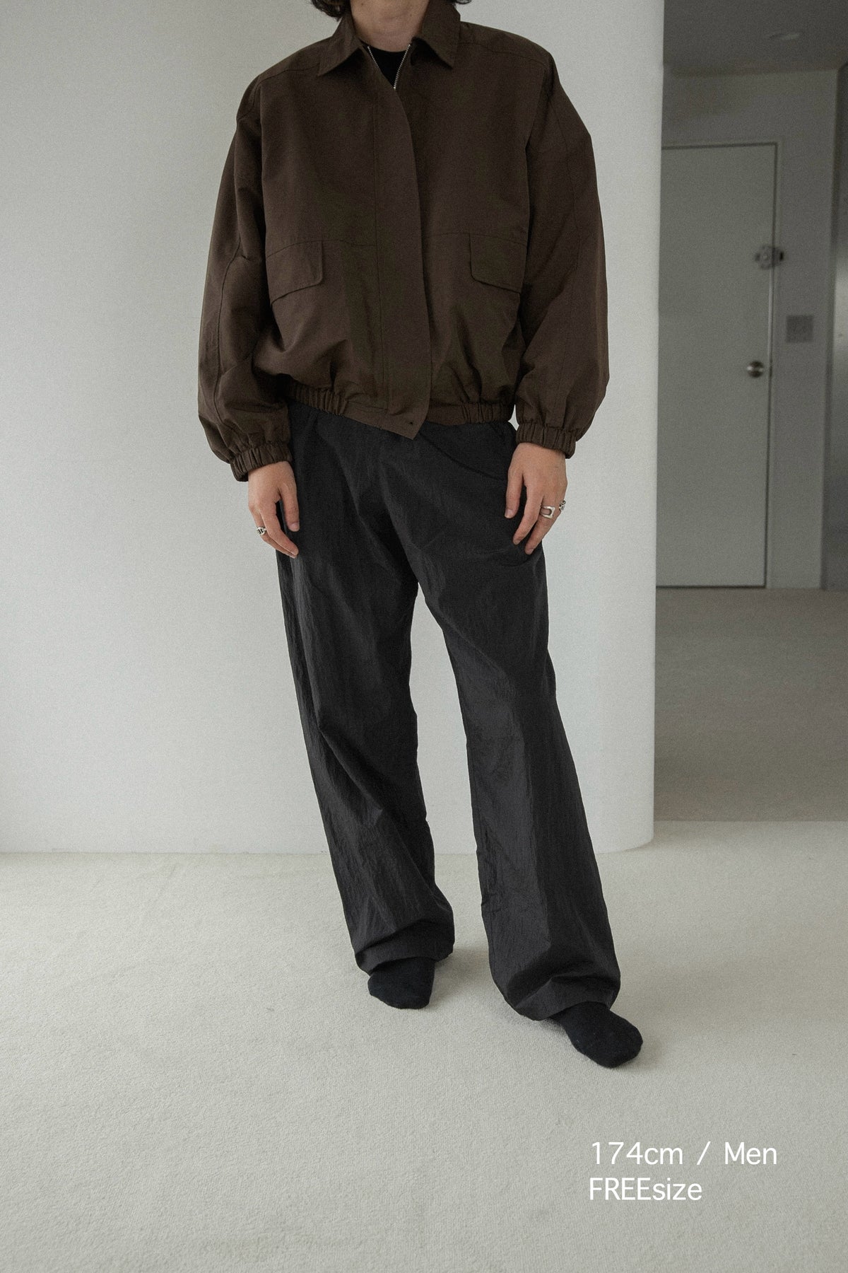 pocket detail rounded blouson jacket