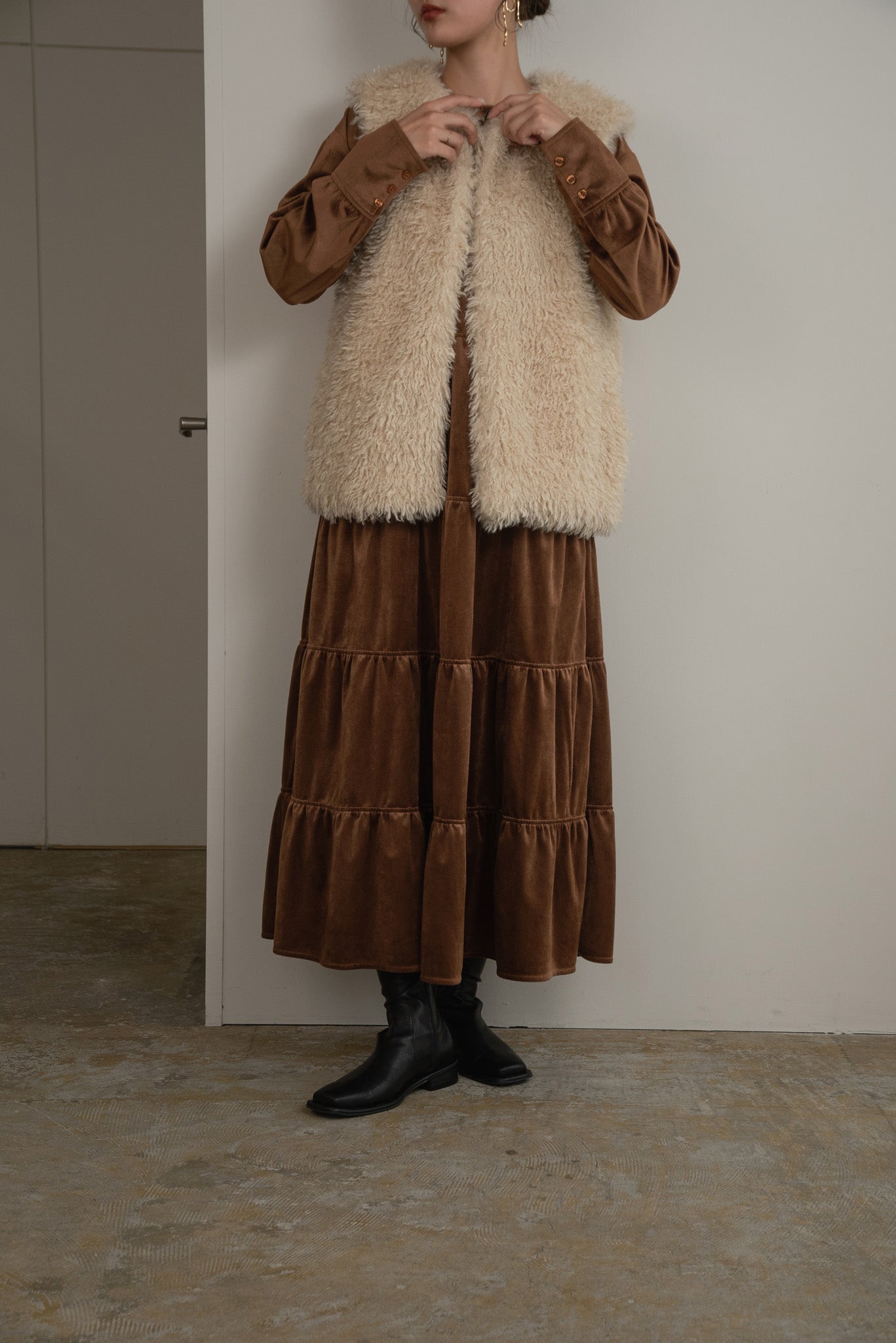 新品 i_am official poodle fur midi vest - ベスト/ジレ