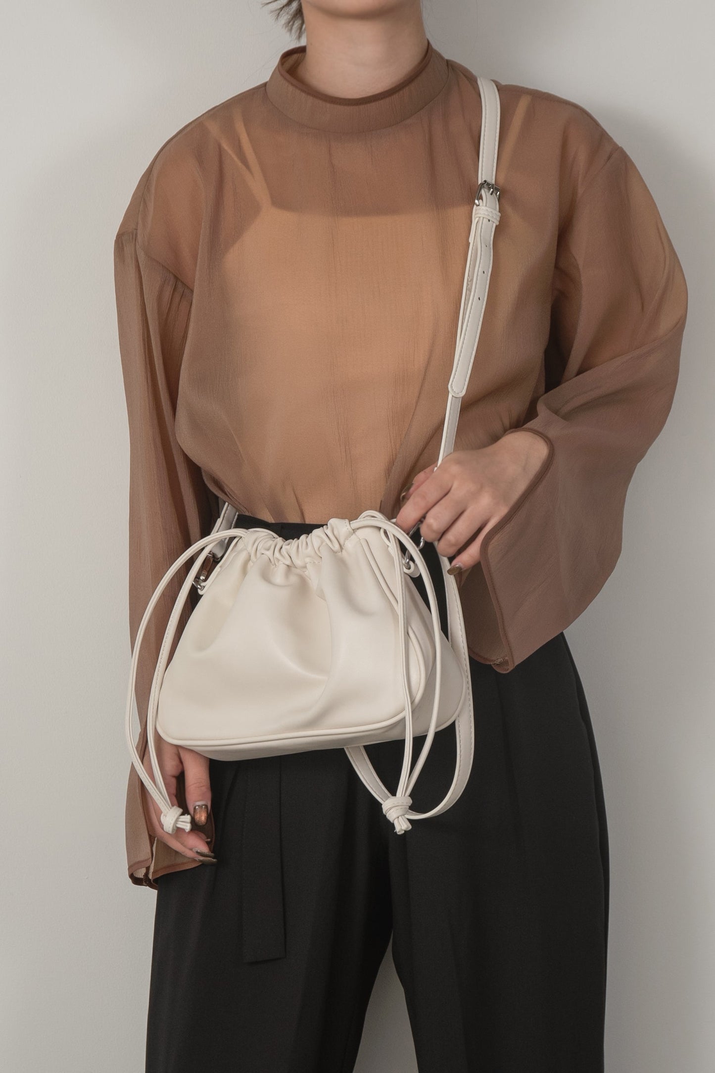 squeeze multiway bag