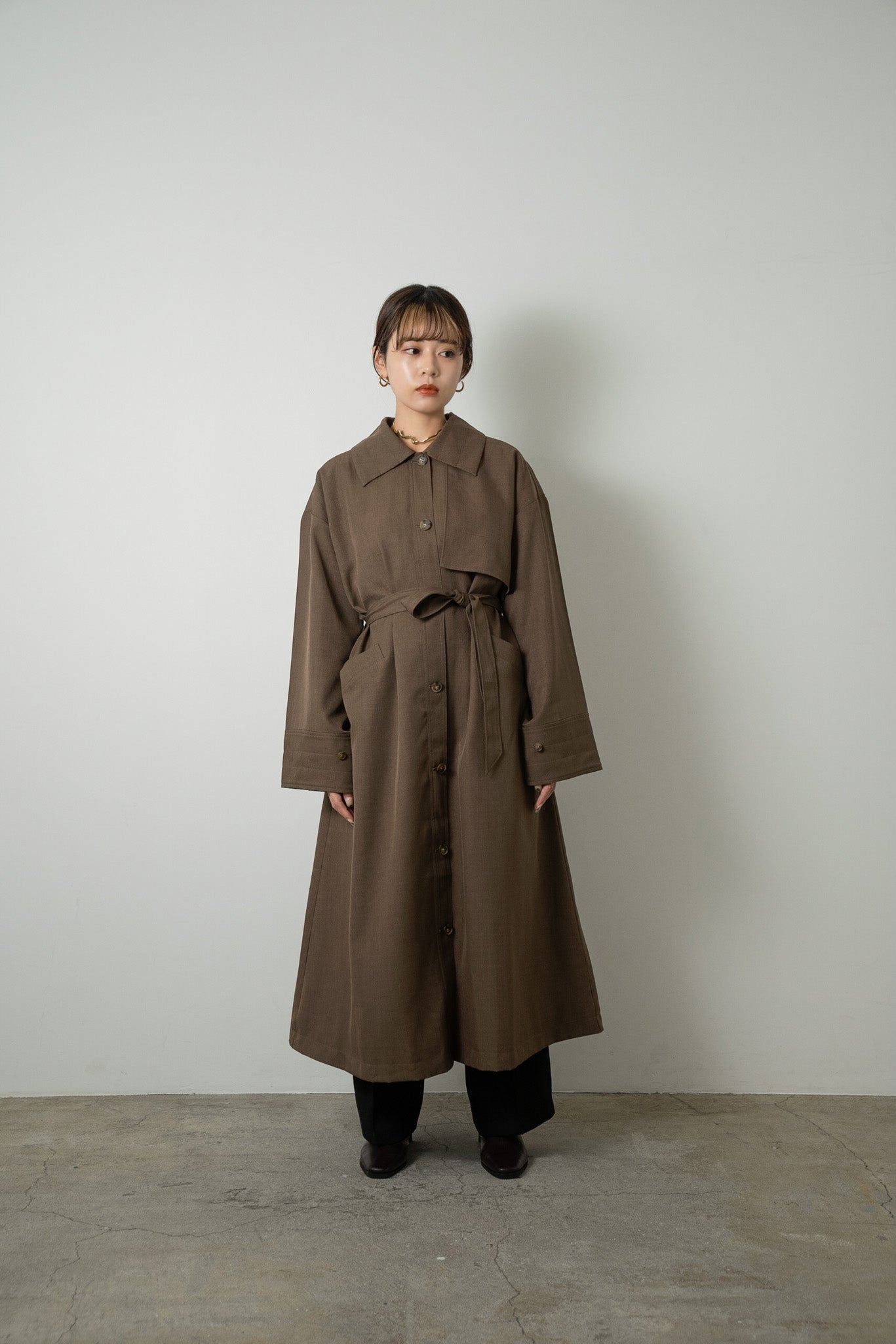 Amiur back flare light trench coat - アウター