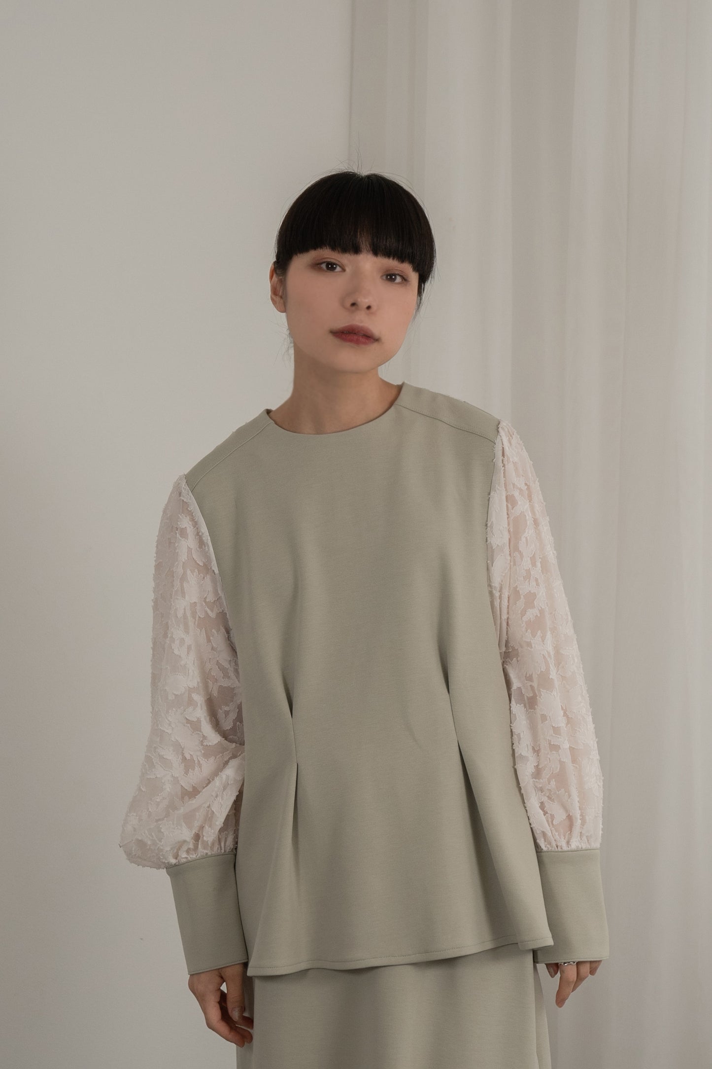jacquard lace volume sleeve tuck blouse